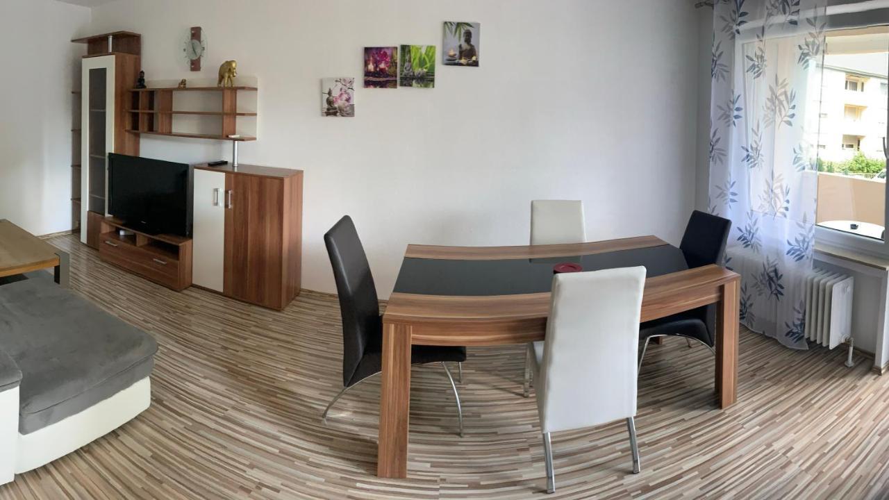 Grosse Und Helle Ferien Wohnung Mit Parkplatzen Laufenburg Zewnętrze zdjęcie